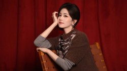 白鹿毛衣漂亮美女明星超清电脑壁纸桌面背景