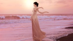 鞠婧祎 海边 海滩 优雅唯美美女桌面壁纸