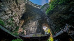 天生三桥风景桌面壁纸