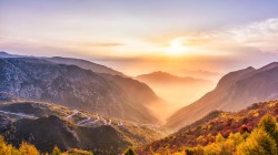 秋天 山 树 日出 风景 高清 电脑 壁纸