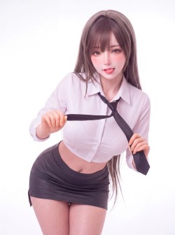 日系高清美女图片 玛律恰那 学生时代 胜利女神nikke