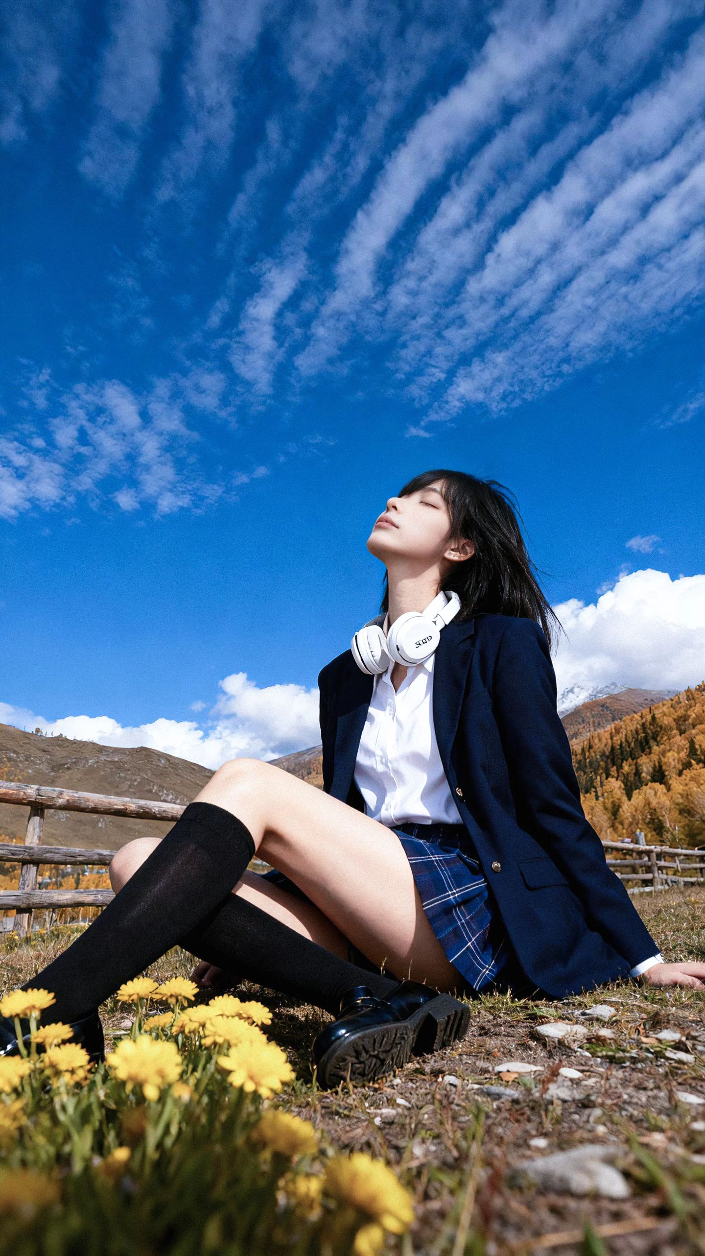 生命是一叶新生，或者飘落。JK 喀纳斯 秋天 莹と北